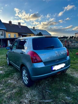 Suzuki SWIFT - 2
