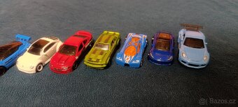 Hot Wheels autíčka - 2