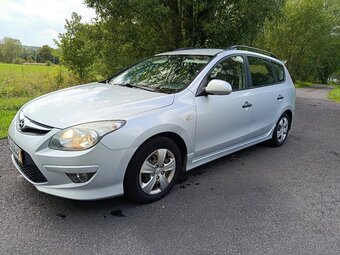Hyundai i30 CW 1.6 CRDi - 2