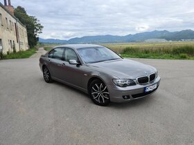 BMW 750Li E66 - 2