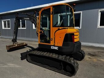Pásový bagr ,minibagr 5 tun Volvo ECR 48C - 2
