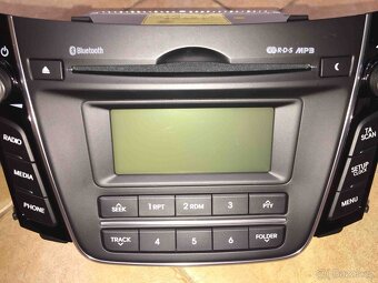 originál CD MP3 Bluetooth radio Hyundai i30 2015 - 2