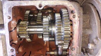 GAZ AA převodovka - 2