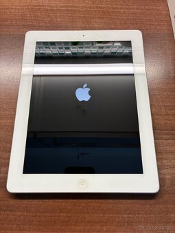iPad 4 16GB White top stav - 2