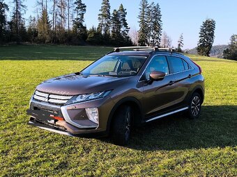 Mitsubishi Eclipse Cross + tažné a další výbava - 2