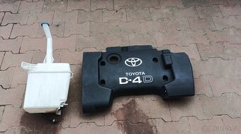 Kryt motoru Toyota Avensis t25 - 2