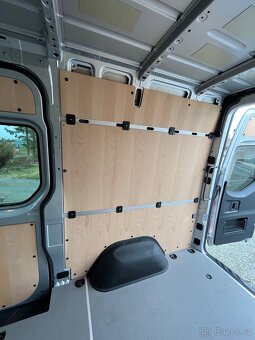 Mercedes sprinter dřevěné obložení - 2