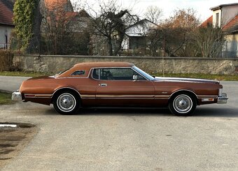 Ford Thunderbird - 2