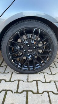Platin P70 BlackGlossy 8x18 5x120 ET34 černý lesklý - 2