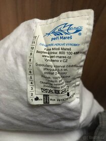Prodám péřovou zavinovačku 100cm a dva povlaky - 2