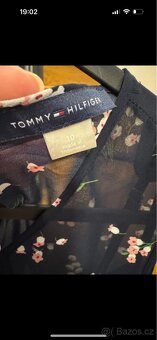 Šaty Tommy Hilfiger vel 10, sedi 38-40 - 2