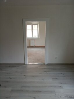 Dlouhodobě pronajmu byt 2 + kk na Klíši - 2