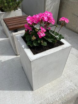 Betonové květináče - 2