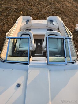 Lod Glastron 5.7x2.4m závěsný.motor, vlek, motor - 2