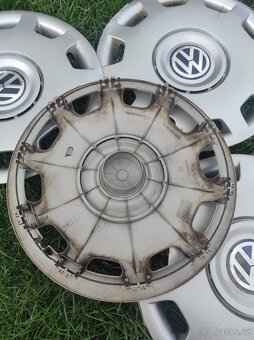 Sada 4 kusů poklic VW Passat B5 (15") - 2