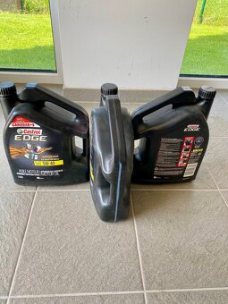 Castrol Edge Fully Syntehtic 5W-40 Motor Oil - 2
