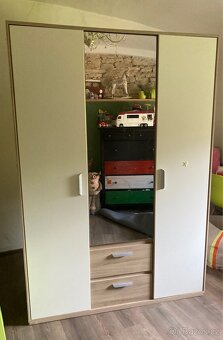 Skříň - 2