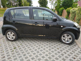 Daihatsu Sirion 1.3i - 2