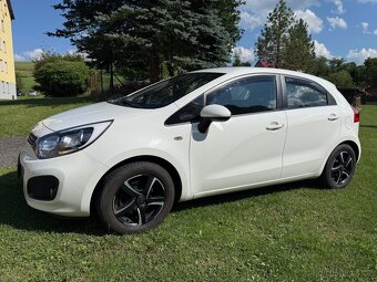 Kia RIO 2011 1.4cvvt - 2