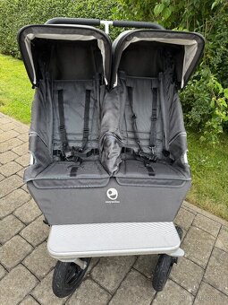 Sourozenecký kočár/kočár pro dvojčata Easywalker Duo - 2