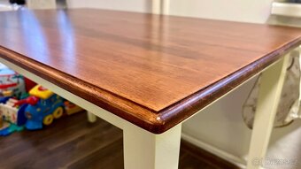 Jidelni stul - masiv - 2