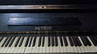 Pianino Petrof, za odvoz, oprava nutná - 2