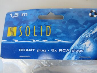 Propojovací kabely a konektory cinch a scart + síťové šňůry. - 2