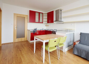 2+kk, 42m2, Praha 5 - Hlubočepy, Voskovcova ulice - 2