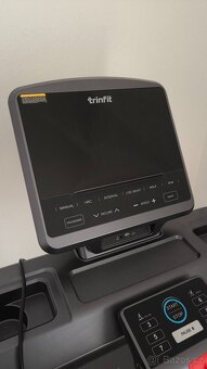 Běžecký trenažér TRINFIT Gara T700i Elite - 2