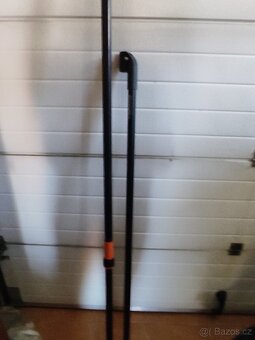 Zahradní núžky FISKARS na teleskop.tyči - 2