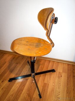 Kancelářská židle dřevěná - 2