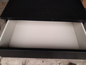 Ikea komoda Malm černá 4 zásuvky - 2