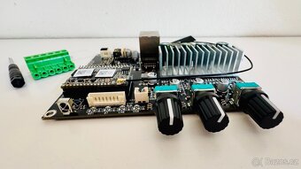 Up2Stream Amp 2.1 - Deska bezdrátového 2.1 zesilovače - 2