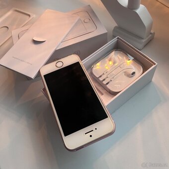 IPhone SE 32 GB zlatorůžový - 2