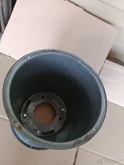 Plechové květináče - 2