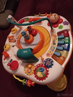 Dětský hrací stolek - 2