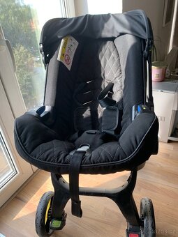 Doona autosedačka + isofix černá + donna taška - 2