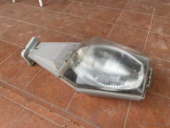 Pouliční lampa - 2