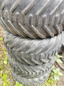 Pneu Trelleborg 29x13,5x15 - 2
