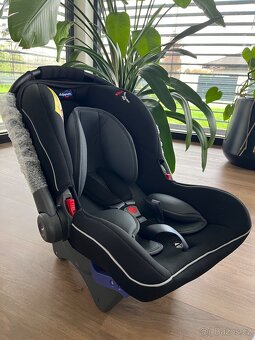 NOVÁ autosedačka vajíčko Klippan dinofix - 2