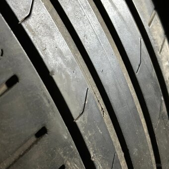 Letní pneu 225/55 R17 101V Nexen 4mm - 2