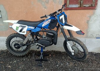 Prodám Čz 175 Cross Po kompletní go + stojan pod moto - 2