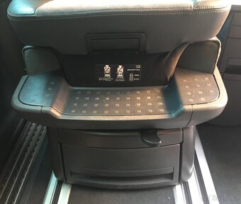 Multivan dětské sedačky alcantara - 2