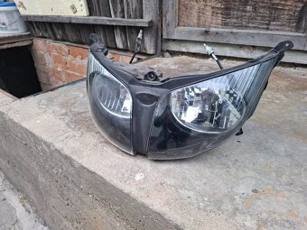 Yamaha FJR světlo r.2006-2014 - 2
