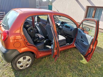 Chevrolet Spark - 2