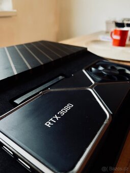 Nvidia RTX 3080 FE 10gb - kompletní balení - 2