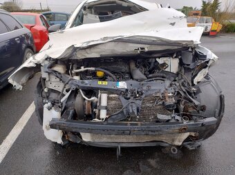 Nissan Qashqai 2010 2,0DCi 110kW havar. DILY z AUTA - 2