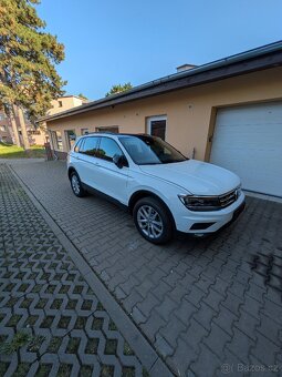 Volkswagen Tiguan Highline  4x4 
 - 2