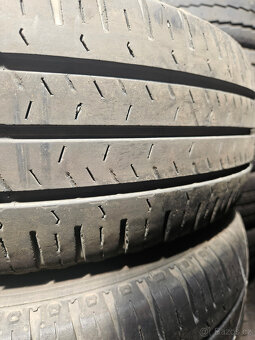 215/70R15C 109/107S Roadian CT8 NEXEN - 2