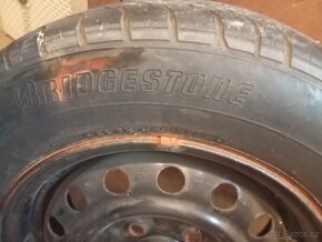 Rezerva na auto kompletní + 2 poklice - 2